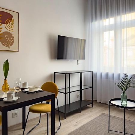 Apartamenty Emilia 2 Gniezno Exterior foto